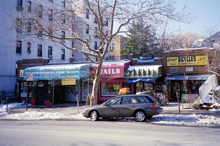 The west side of Lefferts Boulevard between Metropolitan Avenue and Abingdon Road in Kew Gardens, NY.