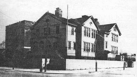 This is the old P.S. 54 on North Villa Street (today's 126th Street) at Hillside Avenue in Hayestown (today's Richmond Hill, NY).