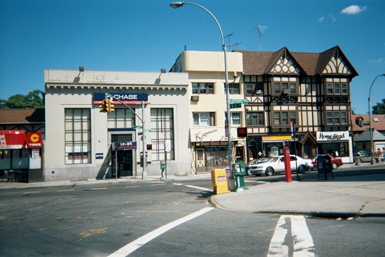 The Homestead Apartments on Lefferts Boulevard at Cuthbert Road, Kew Gardens, NY, 2001.