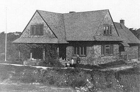 The Richmond Hill Golf & Country Club House in North Richmond Hill, today's Kew Gardens, NY.