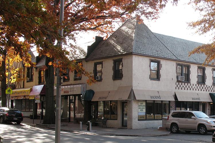 Ten year old Jacob Cohen (later to become Rodney Dangerfield) came to Kew Gardens, NY at the age of 10 after his parents divorced and his mother took an apartment above today's Austin Ale House on Austin Street.