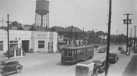 A trolley on Metropolitan Avenue, Kew Gardens, NY.