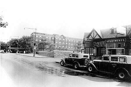 Queens Boulevard looking east toward Union Turnpike, Kew Gardens, NY.