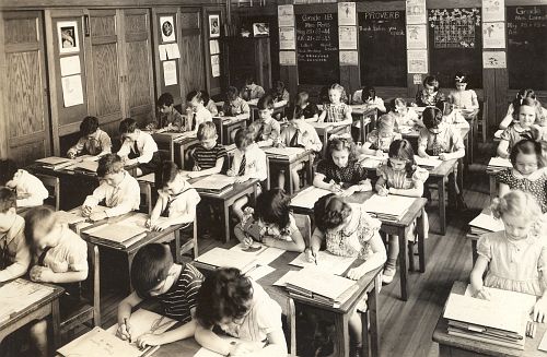 P.S. 99 Grade 1B (1939).