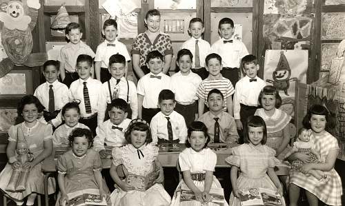 P.S. 99 Kindergarten AM-208 (1958).